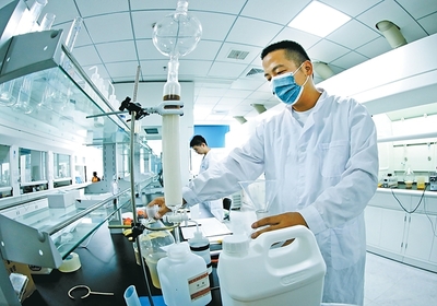 创新引领，服务赋能 以技术为驱动，做强医药产业规模